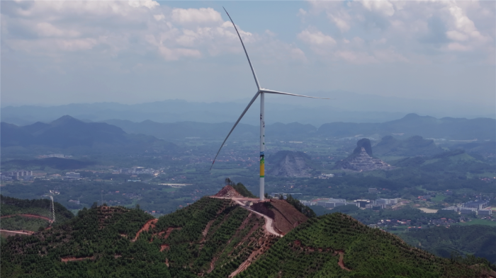 直面復雜工況，風電吊裝豈可一招通用？徐工以全場景定制化方案，交出精準答卷