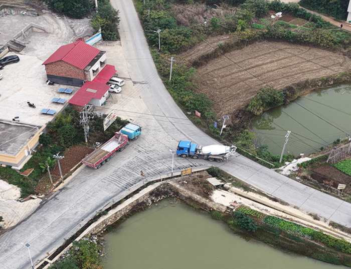 要呷住上！徐工新能源攪拌車開進(jìn)湖南婁底，助推鄉(xiāng)村振興