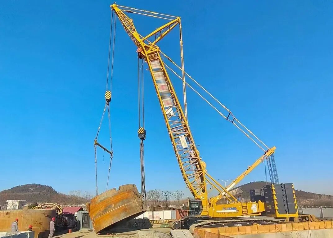 軌道施工遇難題？別怕，徐工起重機為您提供“秘密武器”