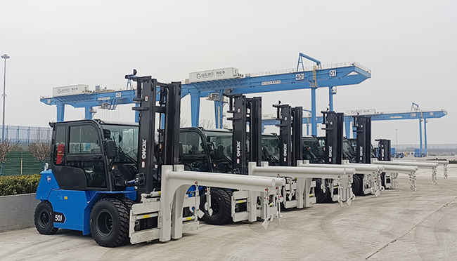 定制化+方案化，徐工新能源叉車批量入駐煙臺(tái)港