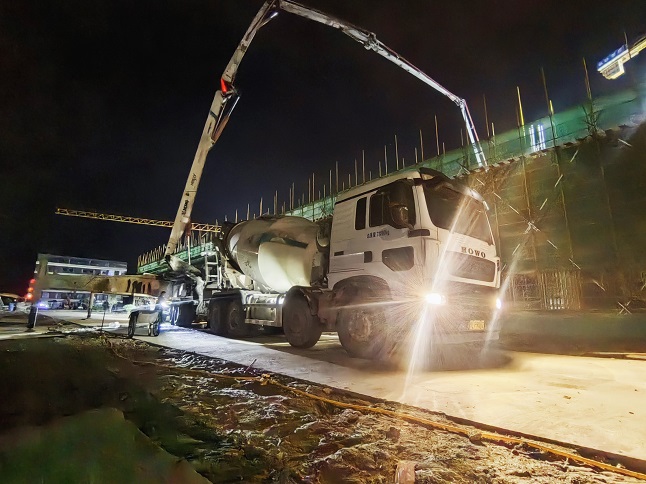 深夜600方，徐工成套化混凝土裝備打出“協(xié)同戰(zhàn)”
